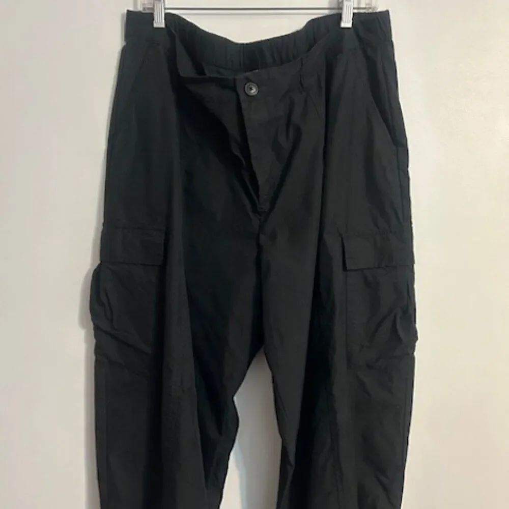 Future Collective Gabriella Karefa Johnson Black Cargo ankle pants, size XL